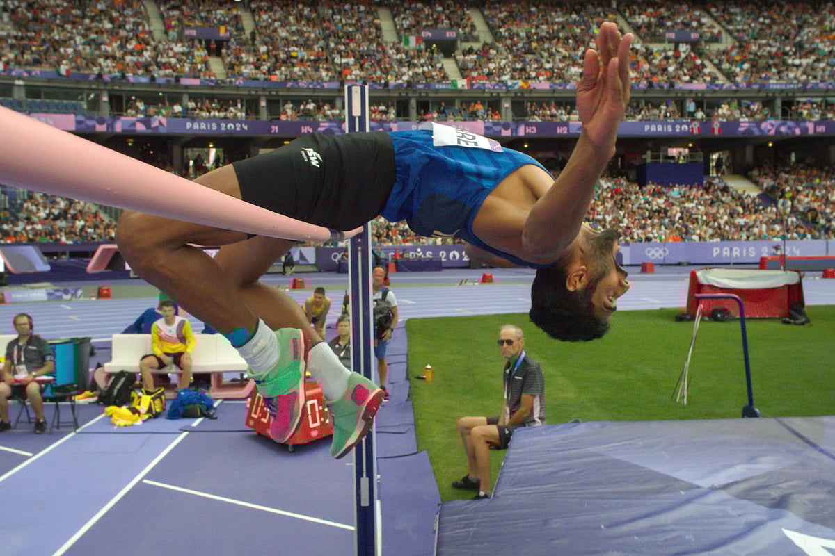 (Antonin Thuillier/Pool Photo via AP) : India's Sarvesh Anil Kushare competes in the men's high jump qualification of the athletics event at the 2024 Summer Olympics at Stade de France in Saint-Denis, north of Paris, Wednesday, Aug. 7, 2024. 